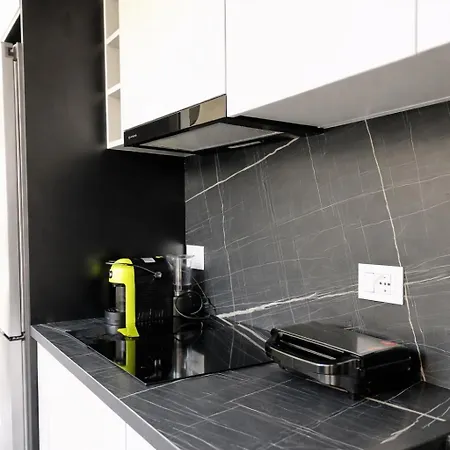 Luxurious - Self Check-in Lejlighed *