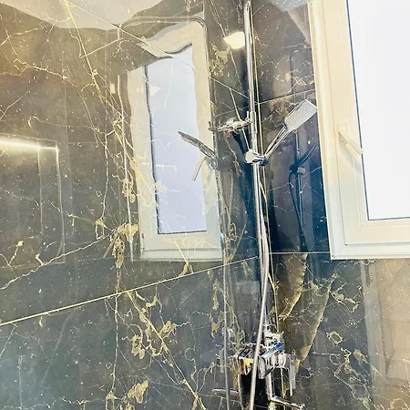 Appartamento Luxurious - Self Check-in Tirana