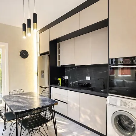 Luxurious - Self Check-in Appartement