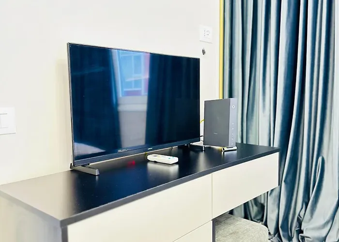 Luxurious - Self Check-in Lägenhet Tirana