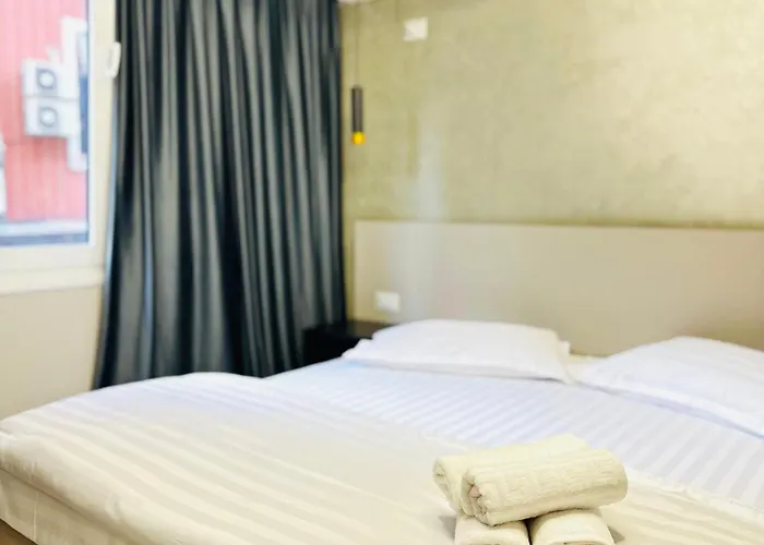 Lägenhet Luxurious - Self Check-in Tirana